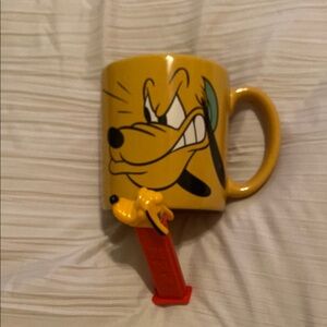 Disney Pluto mug & Pez dispenser